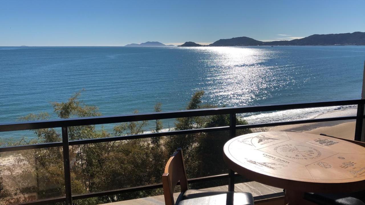 Apartamento Cobertura Frente Ao Mar Florianópolis