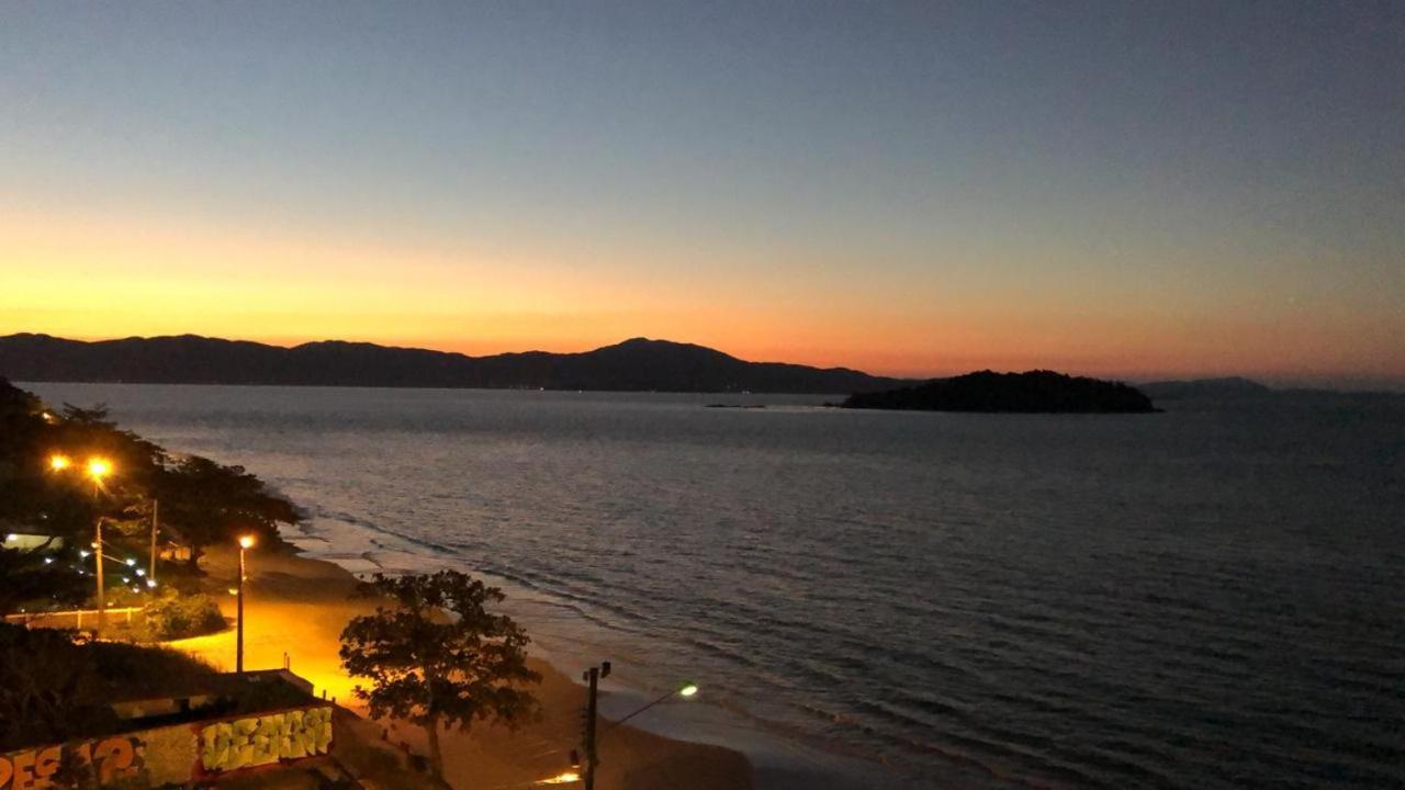 Cobertura Frente Ao Mar Apartamento *